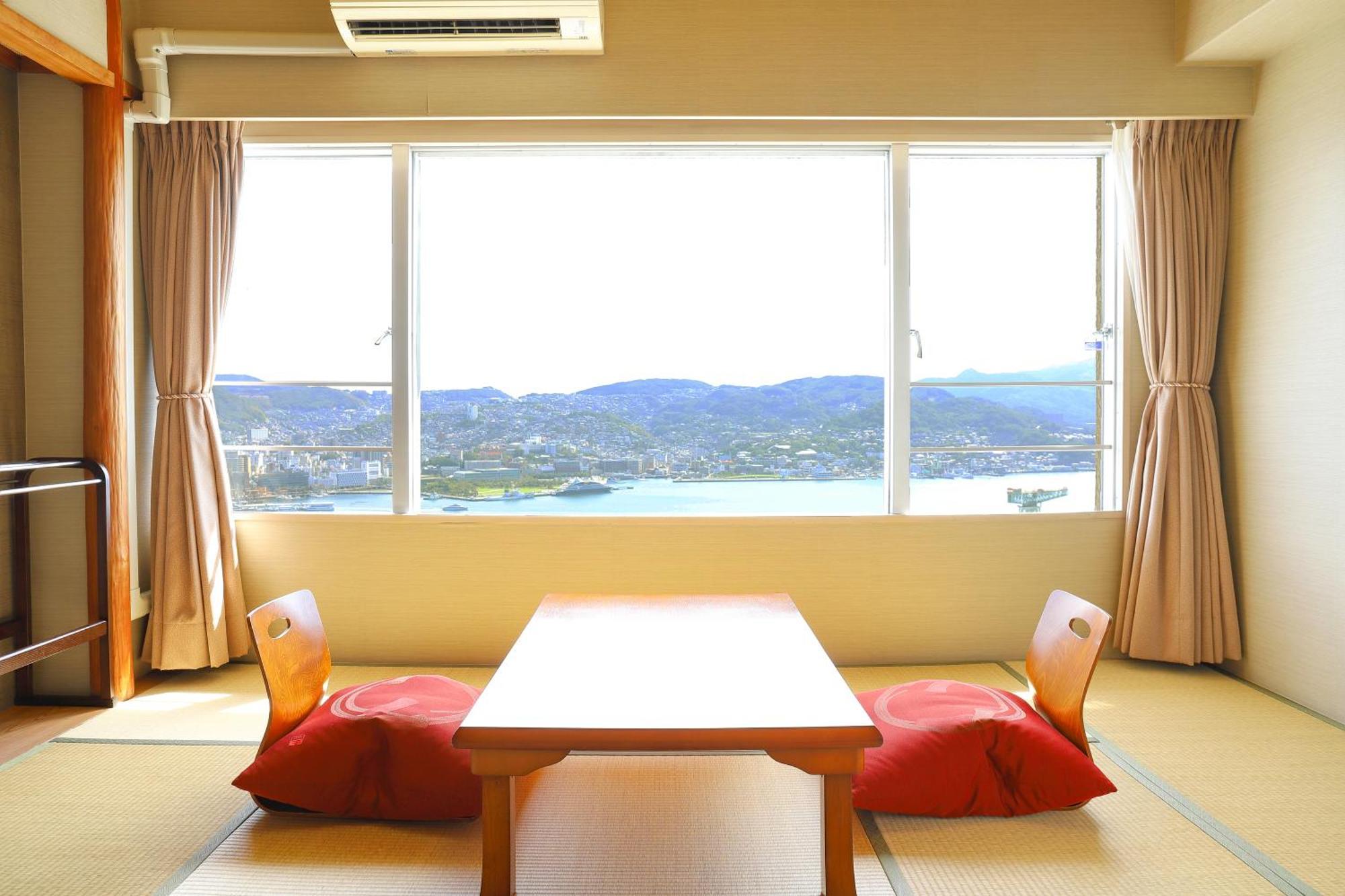 Ooedo Onsen Monogatari Nagasaki Hotel Seifu Экстерьер фото